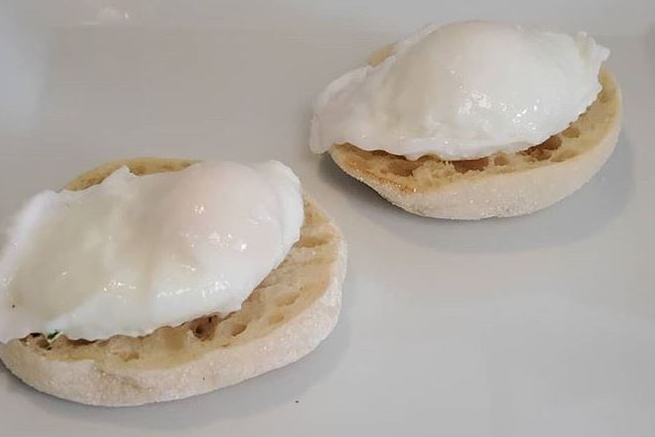 poached eggs and english muffins